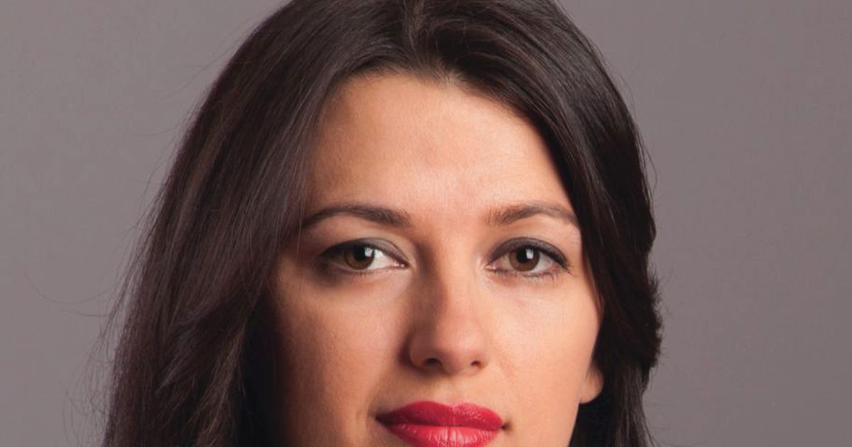 Albulena Haxhiu, kryetare e Kuvendit të Kosovës (foto arkivi, 2014)